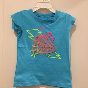 NWT - Nike Kids/Girls Toddler Graphic Tee